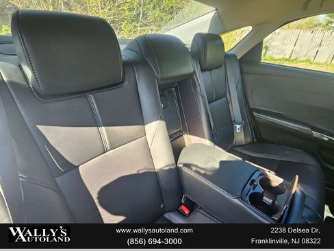 Used 2015 Toyota Avalon Limited image 20