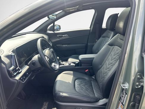 Used 2025 Kia Sportage X-Line w/ Premium Package AWD/4WD image 12
