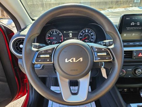 Used 2024 Kia Forte LXS FWD image 31