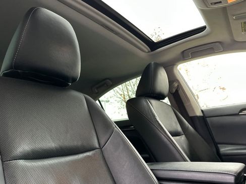 Used 2013 Lexus ES 350 image 17