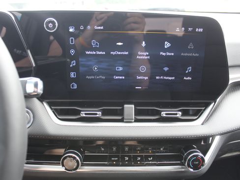New 2027 Chevrolet Equinox LT FWD image 12