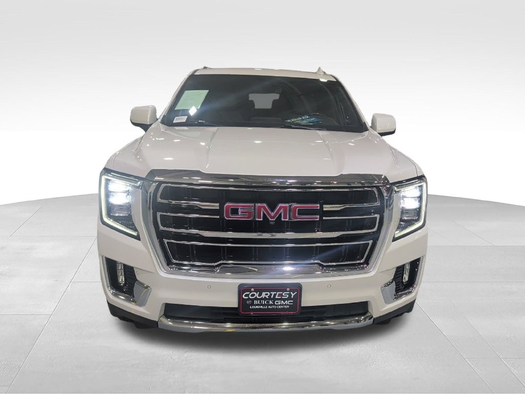 Used 2022 GMC Yukon SLT w/ SLT Luxury Package AWD/4WD image 2