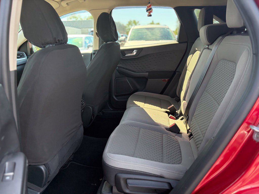 Used 2020 Ford Escape SE AWD/4WD image 12