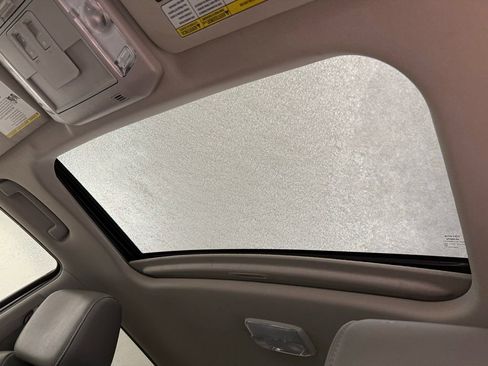 Used 2018 Toyota Tundra Limited image 17