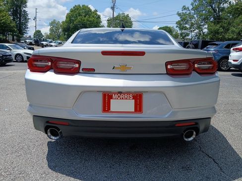 Used 2019 Chevrolet Camaro LT RWD image 7