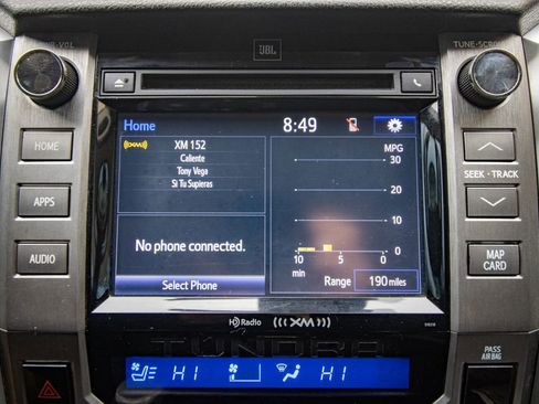 Used 2018 Toyota Tundra Platinum image 29