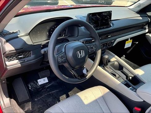New 2025 Honda Accord SE image 7