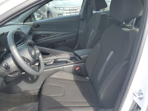 New 2026 Hyundai Elantra Sport FWD image 16