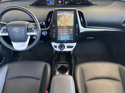 Used 2018 Toyota Prius Prime Advanced FWD image 13