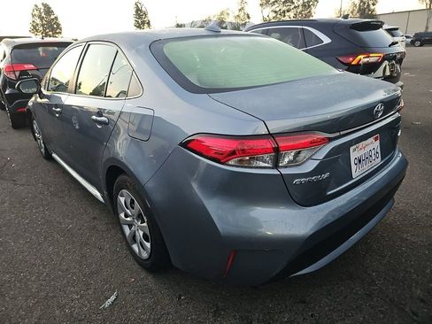 Used 2020 Toyota Corolla LE image 12