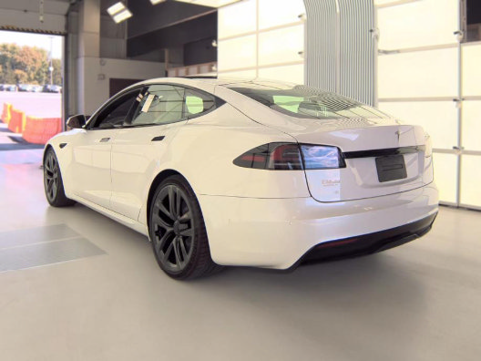 Used 2022 Tesla Model S AWD/4WD image 10