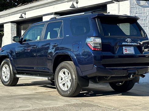 Used 2023 Toyota 4Runner SR5 Premium image 6