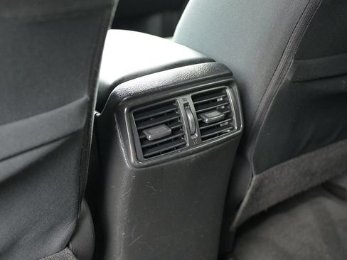 Used 2020 Nissan Rogue SV AWD/4WD image 33