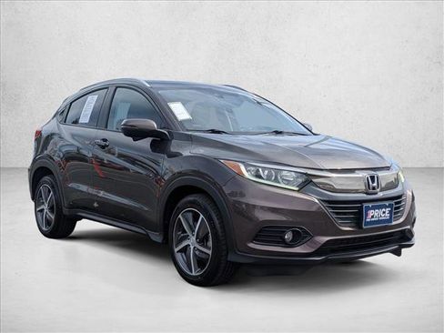 Used 2021 Honda HR-V EX-L image 3