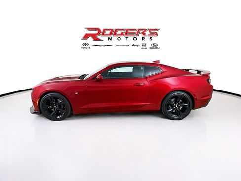 Used 2019 Chevrolet Camaro SS RWD image 4