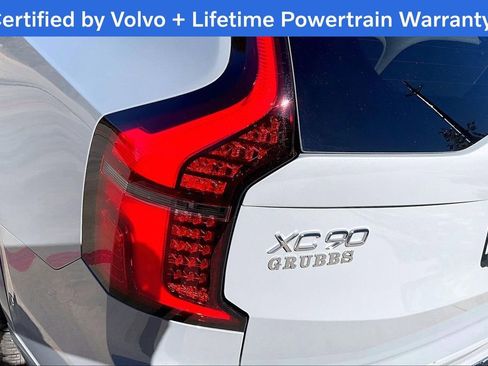 Used 2025 Volvo XC90 B6 Plus image 41