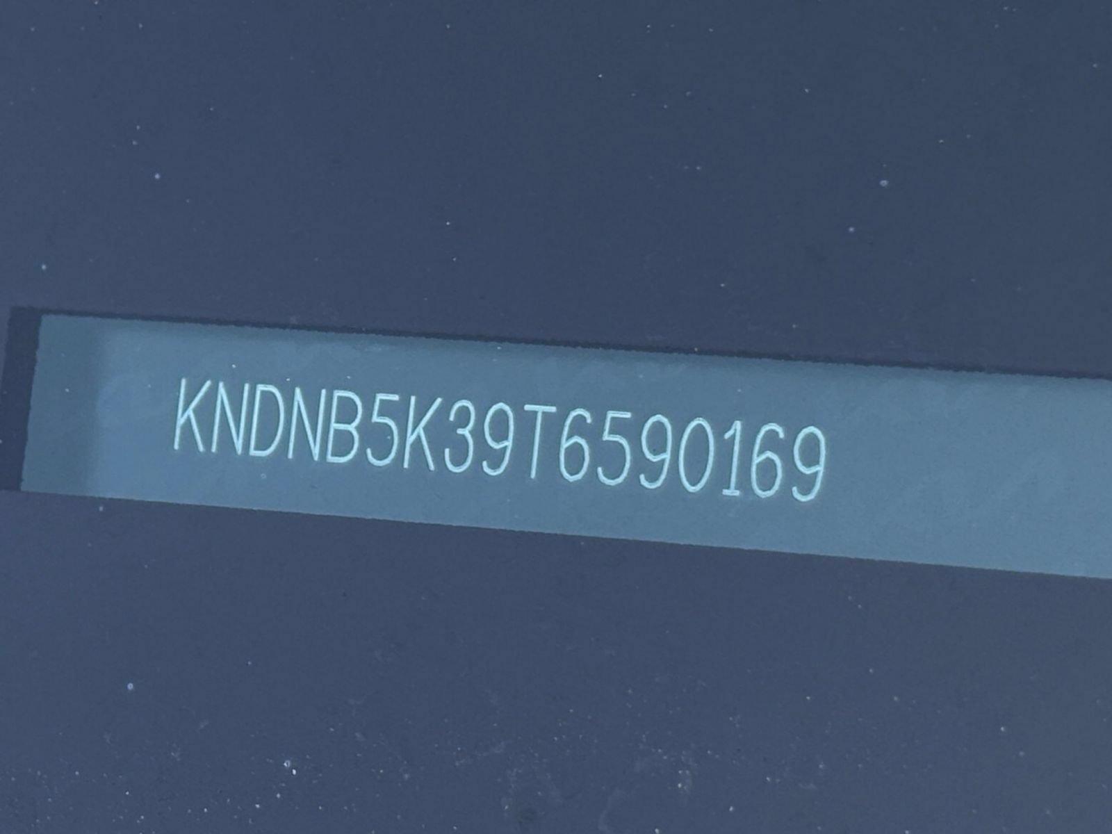 Used 2026 Kia Carnival FWD image 31