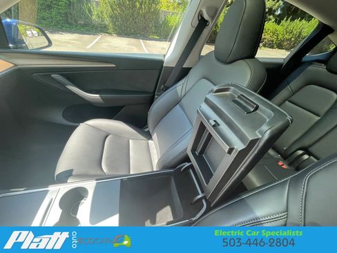 Used 2024 Tesla Model Y Long Range RWD image 34