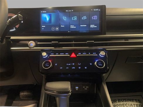 Used 2025 Hyundai Santa Cruz SEL image 18