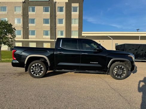 Used 2024 Toyota Tundra Limited AWD/4WD image 13