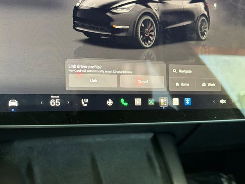 Used 2023 Tesla Model Y Performance AWD/4WD image 23