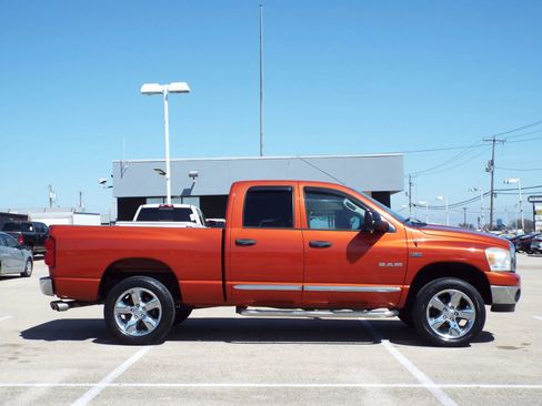 Used 2008 Dodge Ram 1500 Truck SLT w/ Trailer Tow Group image 4