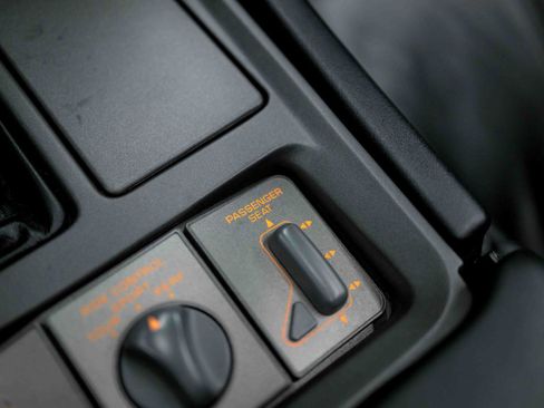 Used 1991 Chevrolet Corvette ZR-1 image 74