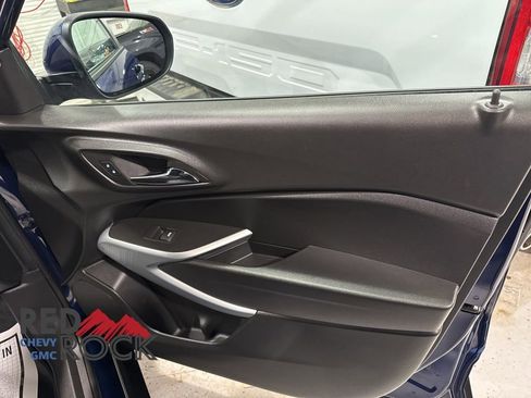 Used 2024 Chevrolet Trax LS w/ LS Convenience Package image 13