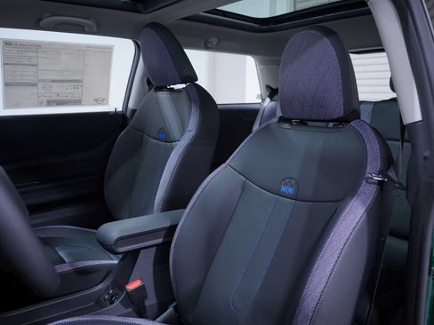 New 2026 MINI Cooper S FWD image 7
