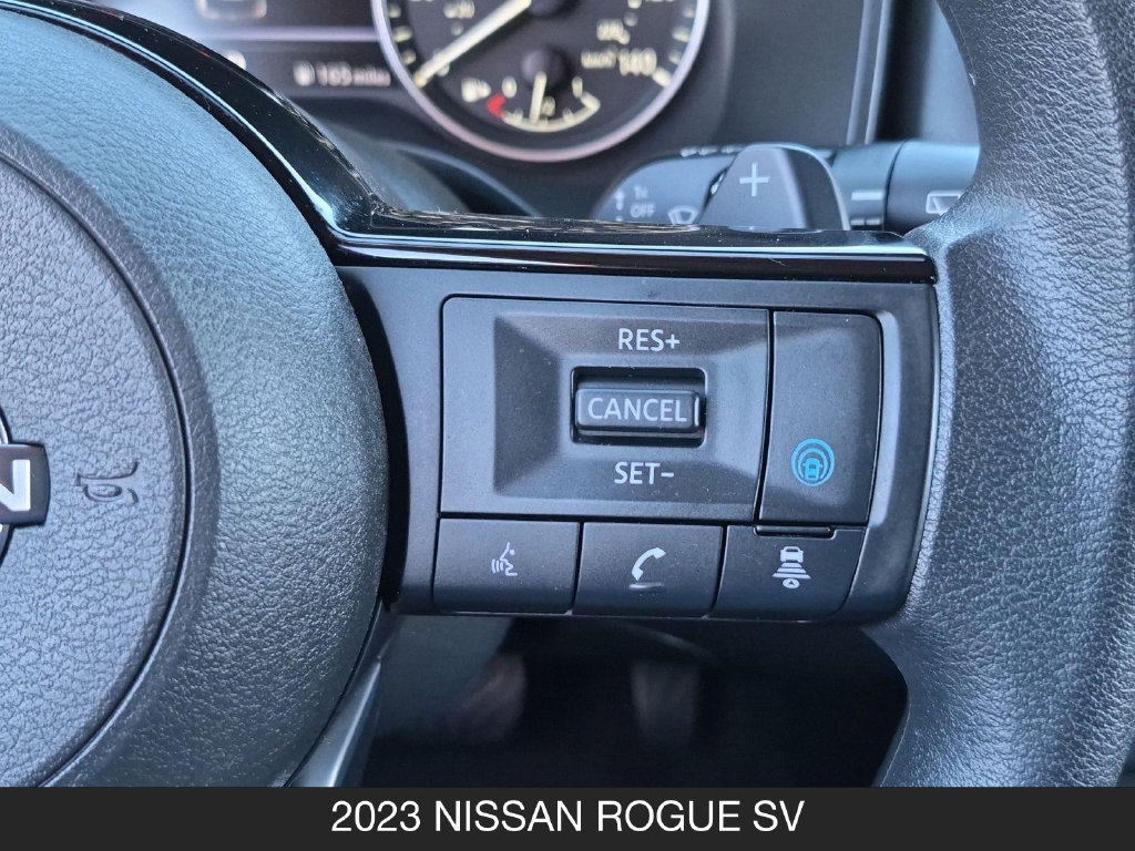 Certified 2023 Nissan Rogue SV FWD image 18