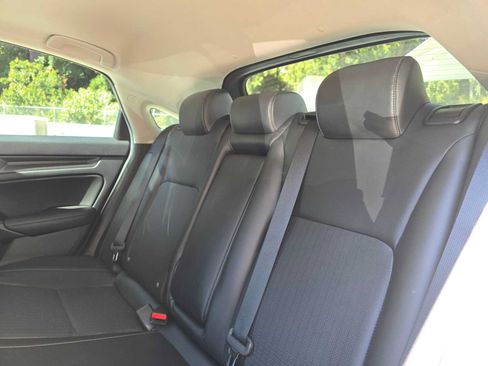Used 2024 Honda Civic EX-L image 17