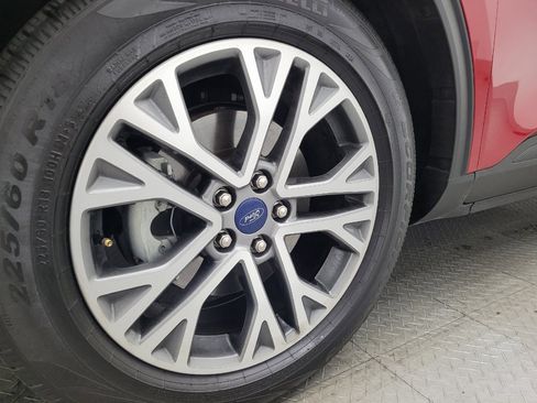 Used 2022 Ford Escape SEL w/ Technology Package image 31