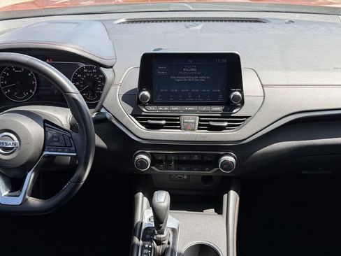 Used 2019 Nissan Altima 2.5 SR w/ SR Premium Package FWD image 13