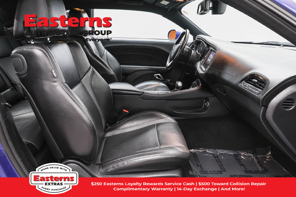 Used 2022 Dodge Challenger SXT w/ Plus Package RWD image 25