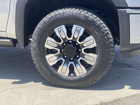 New 2026 GMC Sierra 3500 Denali AWD/4WD image 33