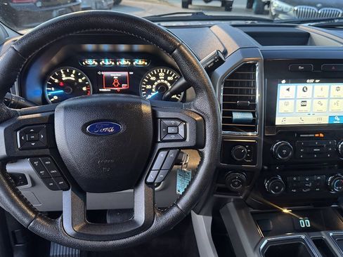 Used 2016 Ford F150 XLT w/ Equipment Group 302A Luxury image 21