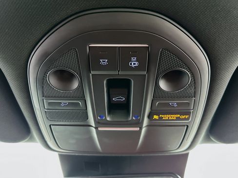 Used 2023 Genesis G70 2.0T w/ Sport Prestige Package image 18