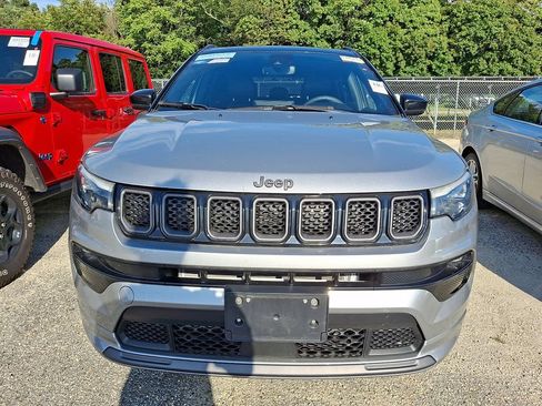 Used 2023 Jeep Compass High Altitude AWD/4WD image 2