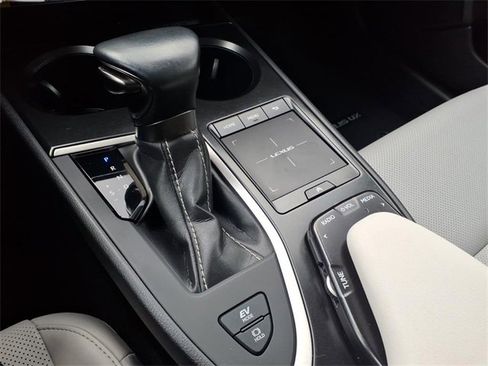 Used 2021 Lexus UX 250h w/ Premium Package image 12