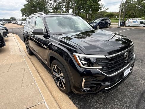 Used 2025 Volkswagen Atlas SEL Premium R-Line AWD/4WD image 8