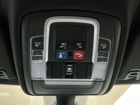 Used 2019 RAM 1500 Sport w/ Level 2 Equipment Group image 17