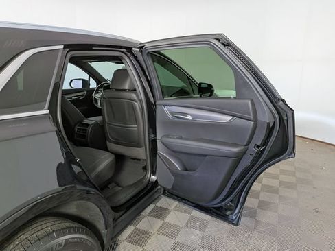 Used 2023 Cadillac XT5 Luxury w/ LPO, Floor Liner Package AWD/4WD image 34