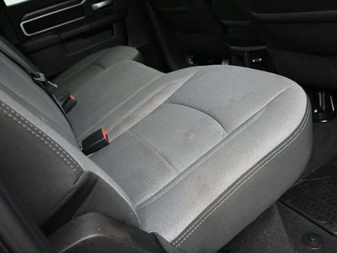 Used 2024 RAM 2500 Big Horn AWD/4WD image 21