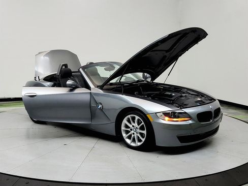 Used 2008 BMW Z4 3.0i image 10