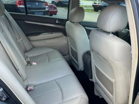 Used 2010 INFINITI G37 Sedan RWD image 19