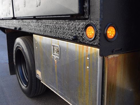 Used 2014 Ford F550 4x4 Crew Cab Super Duty image 63