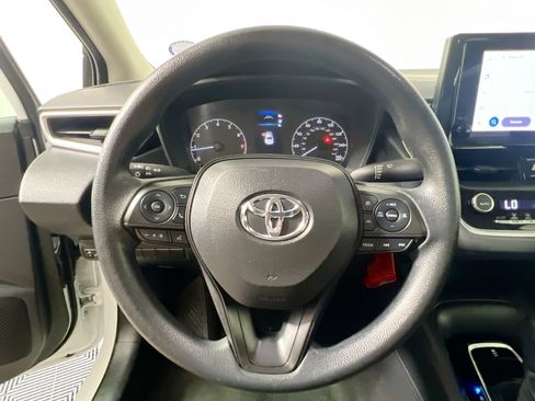 Used 2023 Toyota Corolla LE FWD image 17