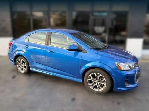 Used 2017 Chevrolet Sonic LT w/ RS Package image 7