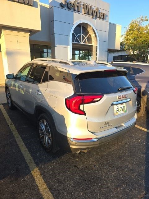 Used 2019 GMC Terrain SLT w/ Preferred Package FWD image 7