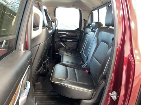 Used 2019 RAM 1500 Laramie image 12